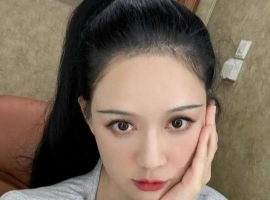 从头到脚近百针！46岁陈乔恩针雕美容后首次现身，幼态脸太显年轻-阿旺资源分享网