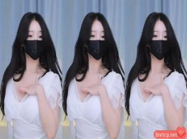 BJ莱娜 – moem9e9 – 个人直播 202412月末-202501月初 合集包 [16V/81.64G]-阿旺资源分享网