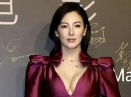 深圳街拍生图炸雷！张雨绮酒红绸缎裹身透“肉香”，宁静预言成真-阿旺资源分享网