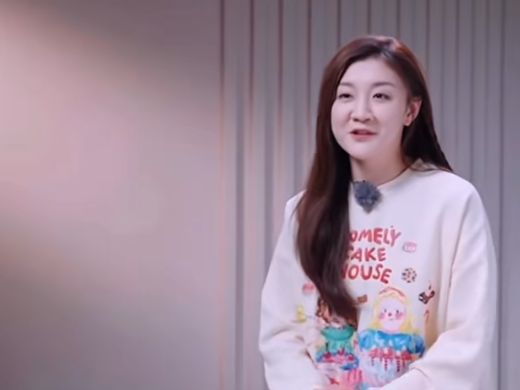 31岁的陈梦否认了她已经结婚并领取了结婚证的传闻，并表示一旦找到合适的伴侣，她会通过官方渠道公布这一喜讯。-阿旺资源分享网