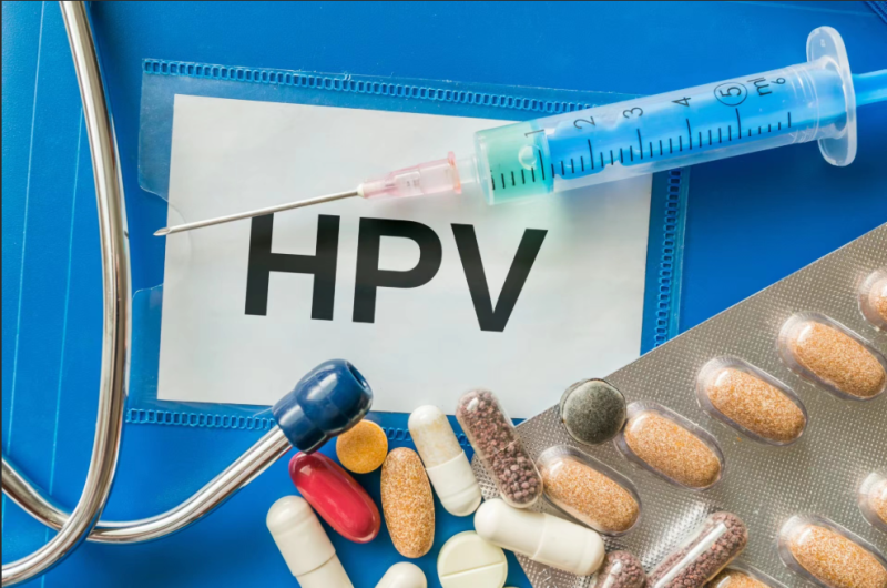 一名44岁男性被确诊患有口咽癌，并且感染了高危型人乳头瘤病毒（HPV）。在询问病史时，他瞬间感到尴尬和脸红。夫妻之间应警惕这种亲密行为可能带来的风险。-阿旺资源分享网