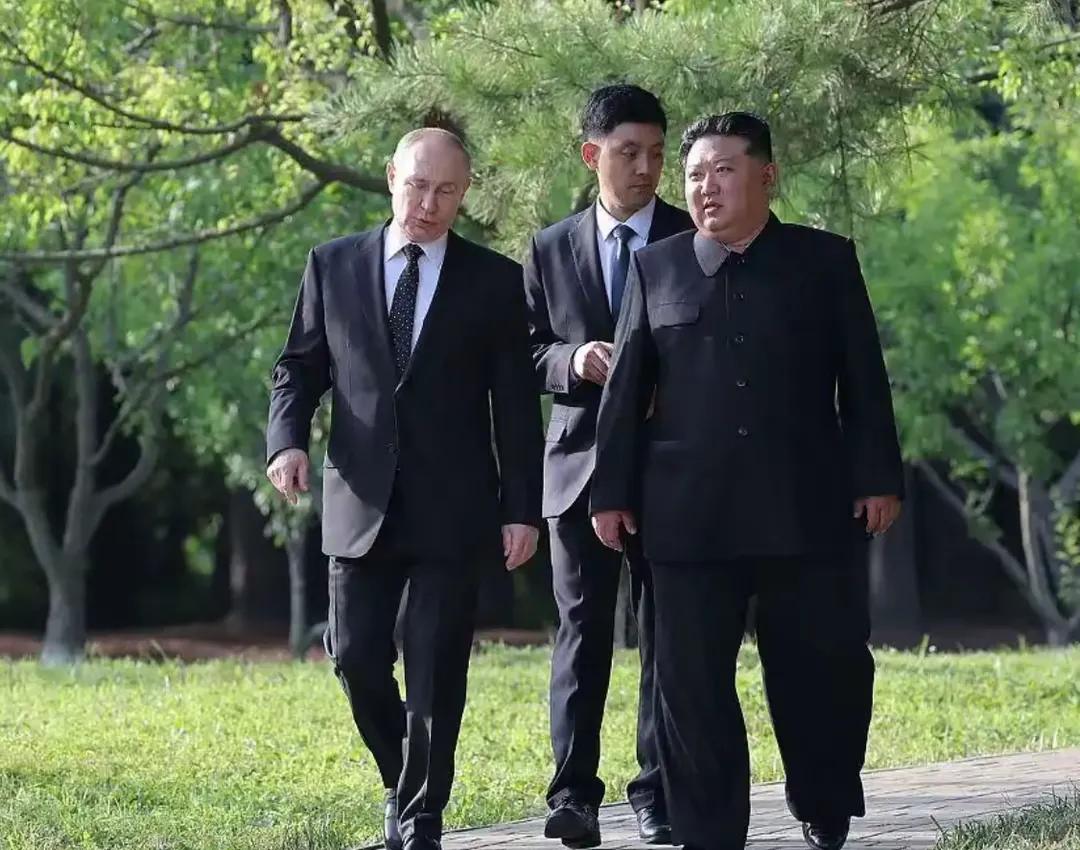2025年7月14日，北京接到一架载有俄罗斯高级官员的特别航班。-阿旺资源分享网