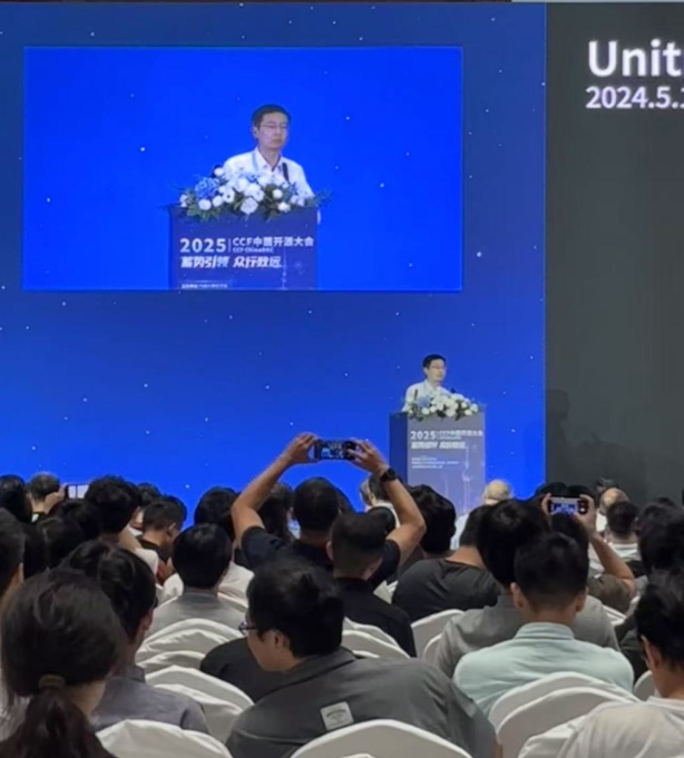 王兴兴强调：机器人实现实际工作功能的“临界点”亟需突破-阿旺资源分享网