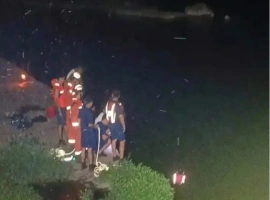 四川一名男子于夜间进行垂钓活动时，遭遇意外，其鱼竿被一条大鱼拖入水中。不幸遭遇溺水事故。-阿旺资源分享网