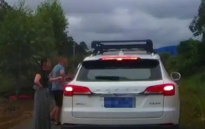 二级消防士执法证合法，冒用将受严惩，防范需加强。-阿旺资源分享网
